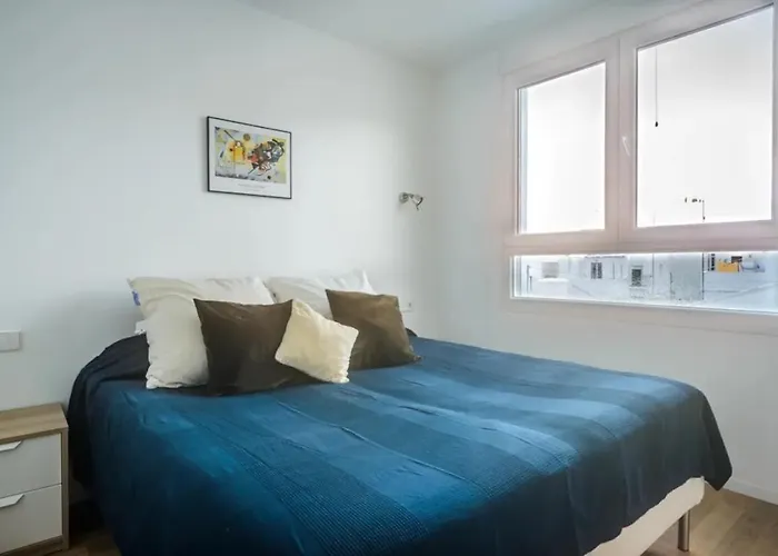 Apartamento Con Terraza Vistas Al Mar.