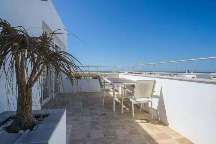 Appartement Con Terraza Vistas Al Mar. *