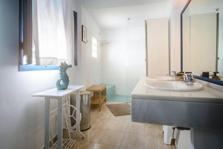 Appartement Con Terraza Vistas Al Mar. Conil De La Frontera